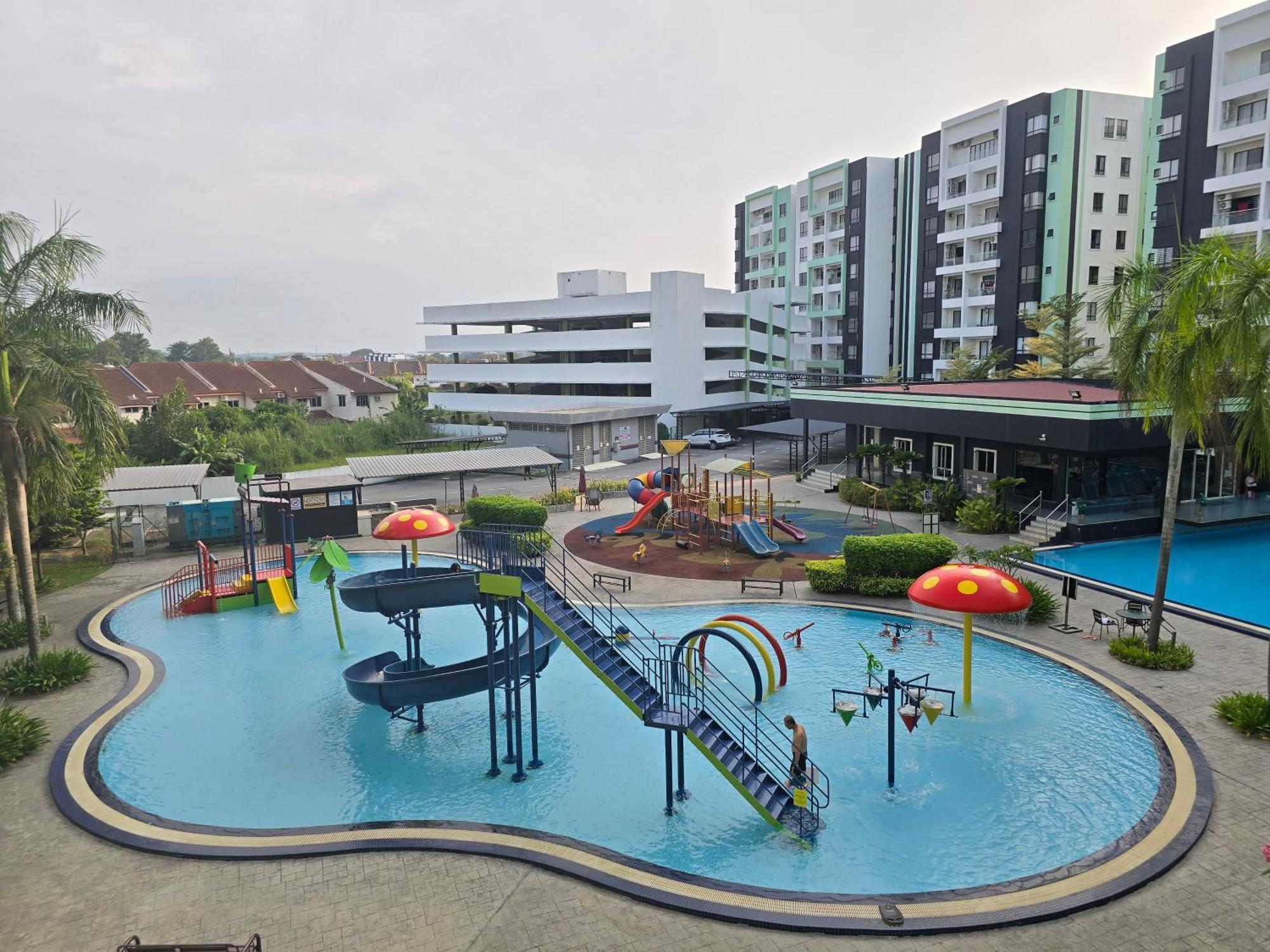 Manhattan Condominium - Jalan Pasir Puteh - Ипох Екстериор снимка
